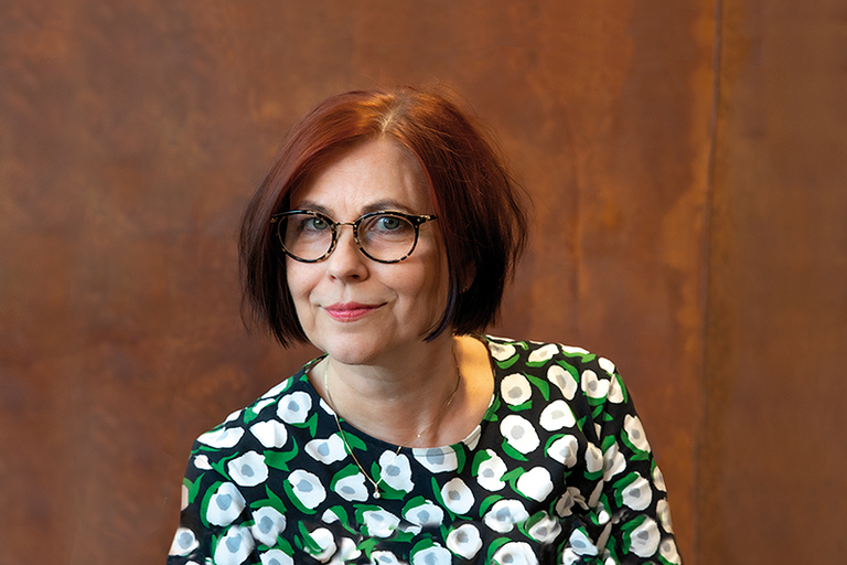 Terhi Huovarin kasvokuva.